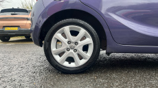 Vauxhall Viva 1.0 SE 5dr [A/C] Petrol Hatchback